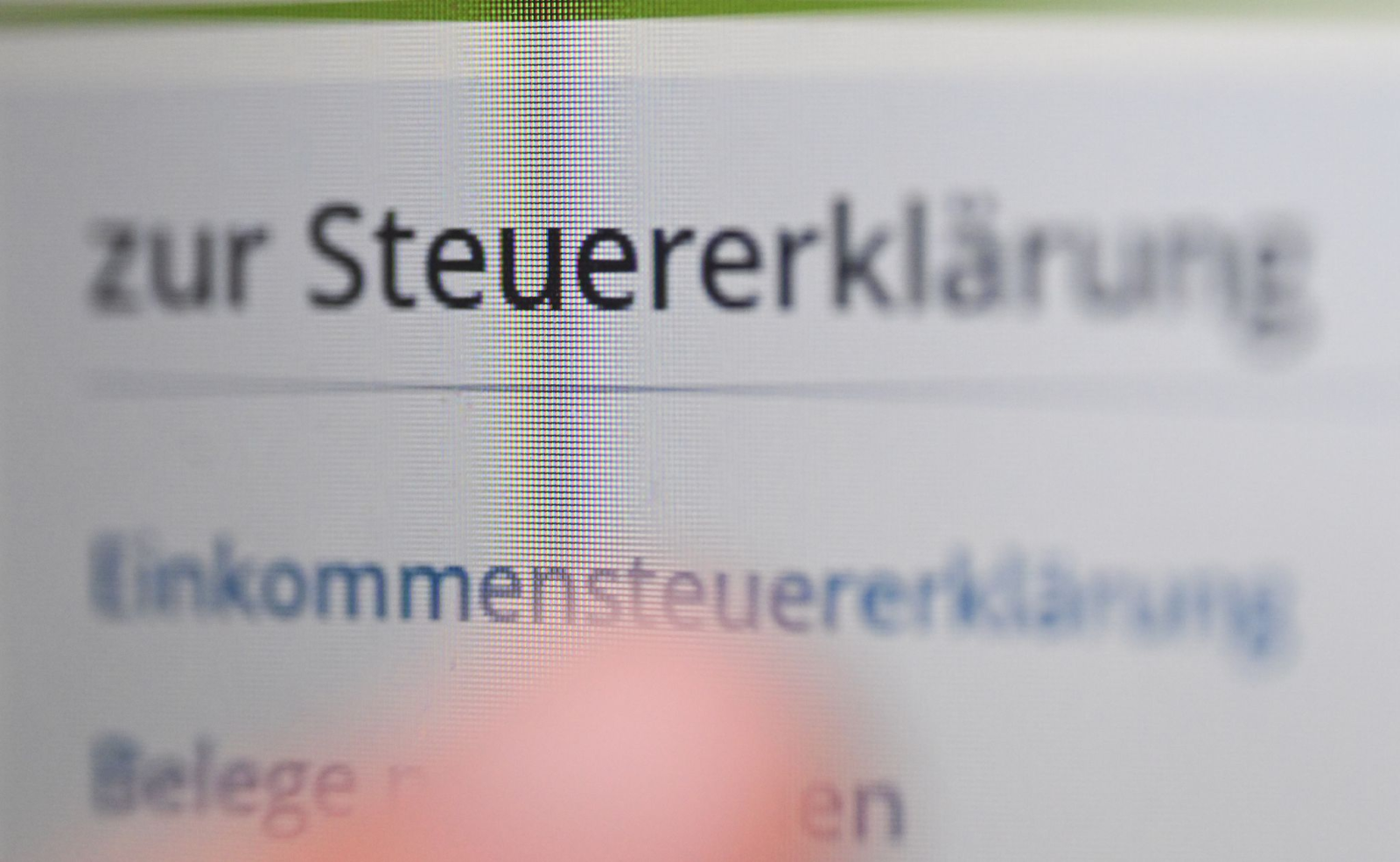 Die Finanzämter starten demnächst mit der Bearbeitung der Steuererklärungen. (Symboldbild), © Bernd Weißbrod/dpa
