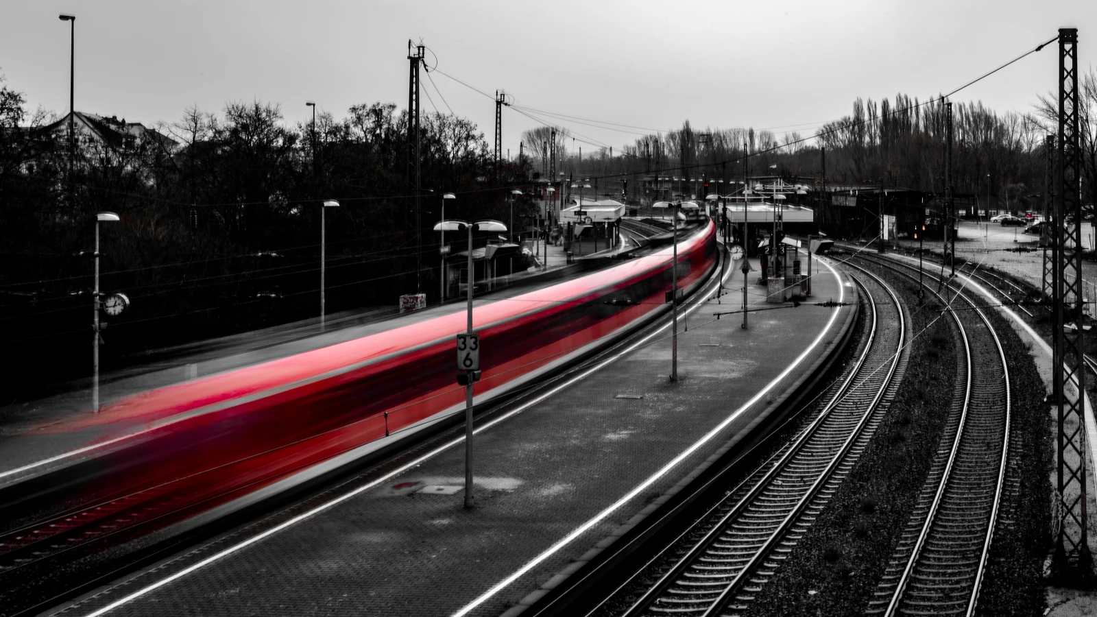 Mainz'te Tren Kazası: Bir Kişi Hayatını Kaybetti, © shutterstock Mainz'te Tren Kazası: Bir Kişi Hayatını Kaybetti, © shutterstock