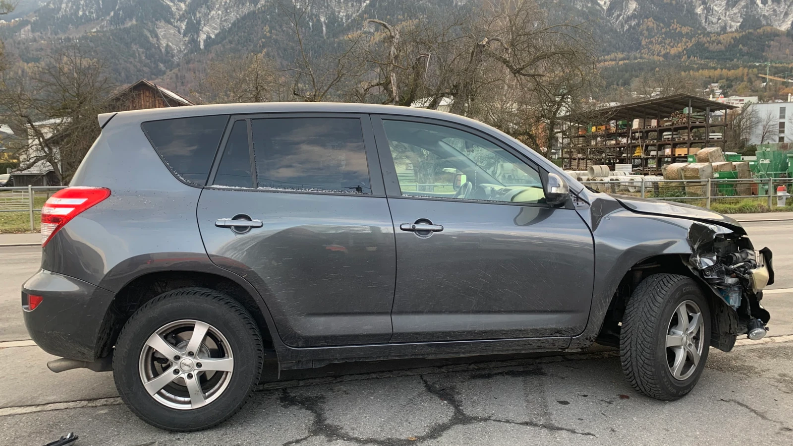 Fussgängerin bei Unfall in Schaan leicht verletzt, © Landespolizei Liechtenstein Fussgängerin bei Unfall in Schaan leicht verletzt, © Landespolizei Liechtenstein