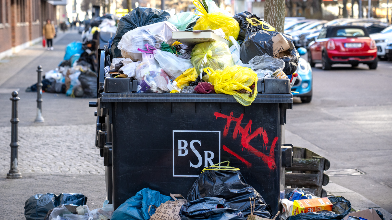 Almanya'da çevreyi kirletenlere yönelik yeni yaptırımlar gündemde., © Soeren Stache/dpa