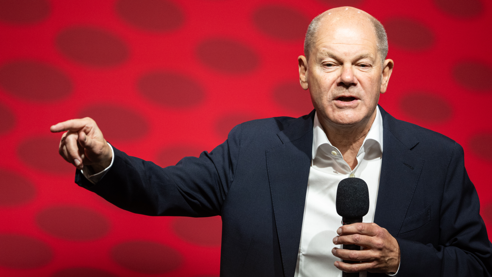 SPD Olaf Scholz ile Yola Devam Dedi!, © dpa