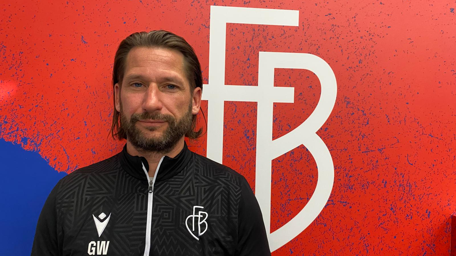 Wie macht man einen 38-Jährigen Goalie besser?, © Radio Basilisk