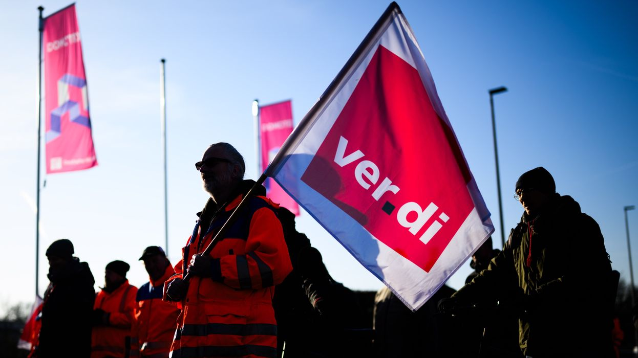 NRW’de Grev Nedeniyle Altı Otoyol Tünelinde Şerit Kısıtlaması, © Julian Stratenschulte/dpa