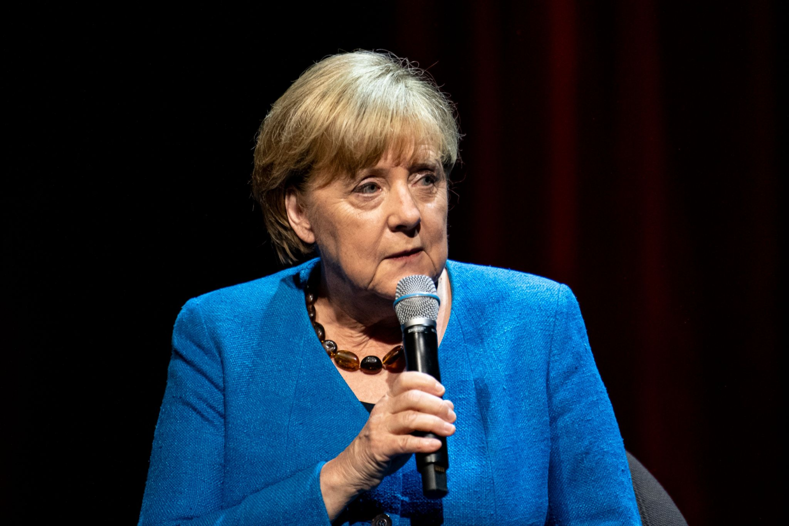 Die ehemalige Bundeskanzlerin Angela Merkel (CDU) spricht.