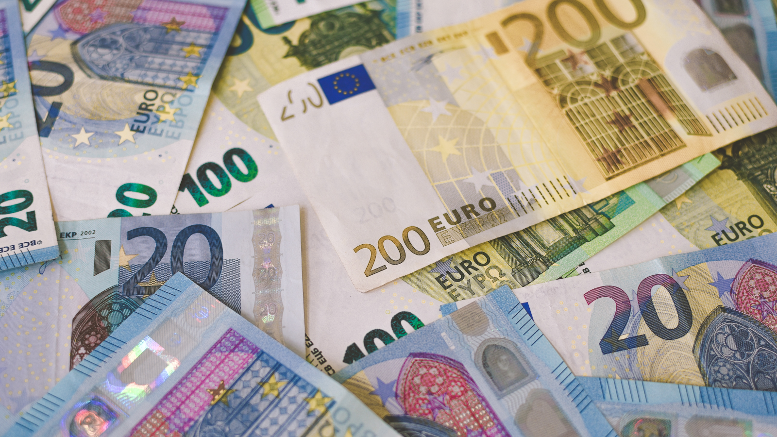 Ukraine erhält am Weihnachtsfeiertag Überweisung von Weltbank, © Unsplash/Ibrahim Boran