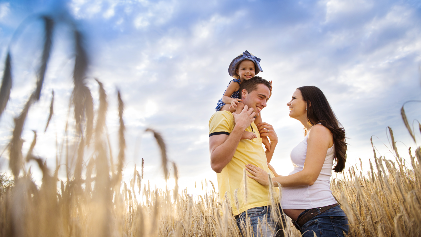 Mutterschaft und Vaterschaft sind keine Krankheit, © Depositfotos / Symbolbild