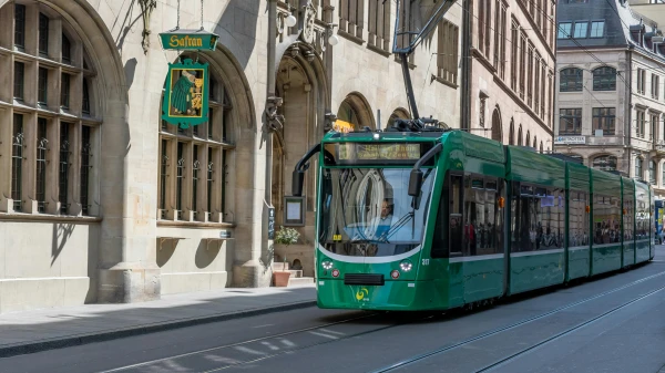 Die «Grüne Wand» soll fallen - zumindest teilweise, © Harald Hechler Die «Grüne Wand» soll fallen - zumindest teilweise, © Harald Hechler