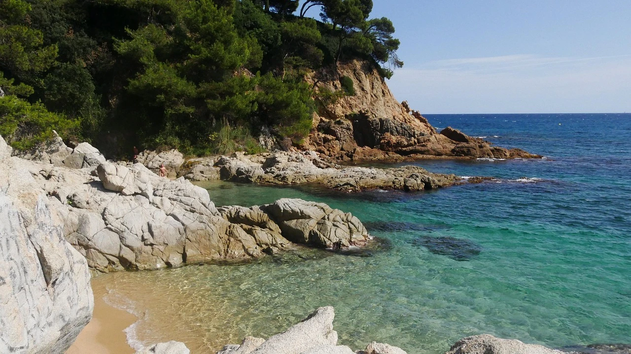 Zwischen Küste und Kultur: Eindrücke von einer lebendigen Mittelmeerregion, © Image by Thomas Tangelder from Pixabay Zwischen Küste und Kultur: Eindrücke von einer lebendigen Mittelmeerregion, © Image by Thomas Tangelder from Pixabay