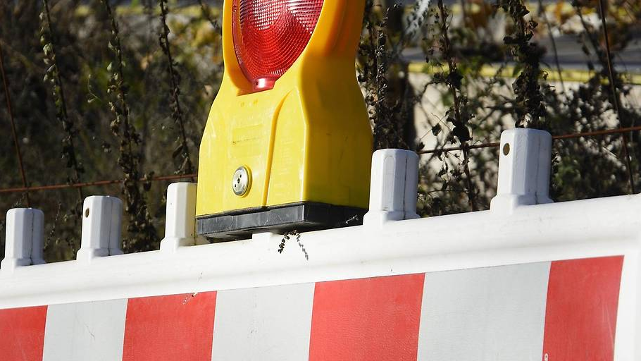 Heute Abend wird eine Brücke über die S16 abgerissen, © Symbolbild