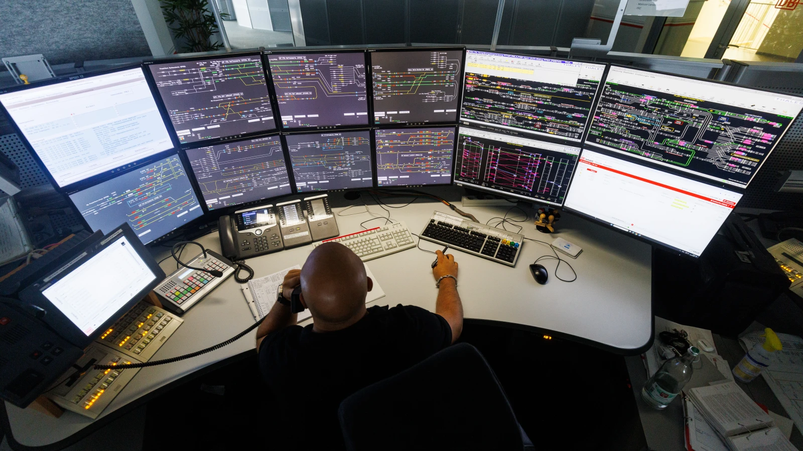 Frankfurt’ta Ulaşımda Yeni Dönem: Masterplan Mobilität Onaylandı, © Lando Hass/dpa Frankfurt’ta Ulaşımda Yeni Dönem: Masterplan Mobilität Onaylandı, © Lando Hass/dpa