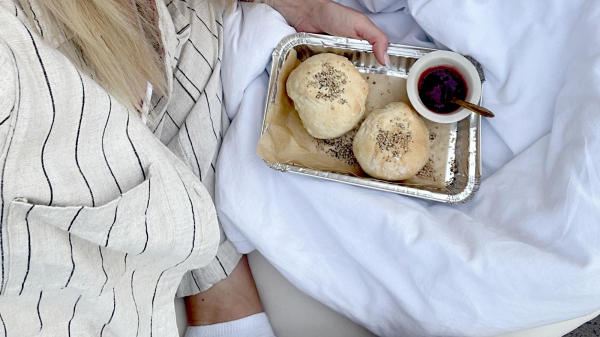 Rezept der Woche: Hefeteigbrötchen vom Grill, © Lynn Kühner