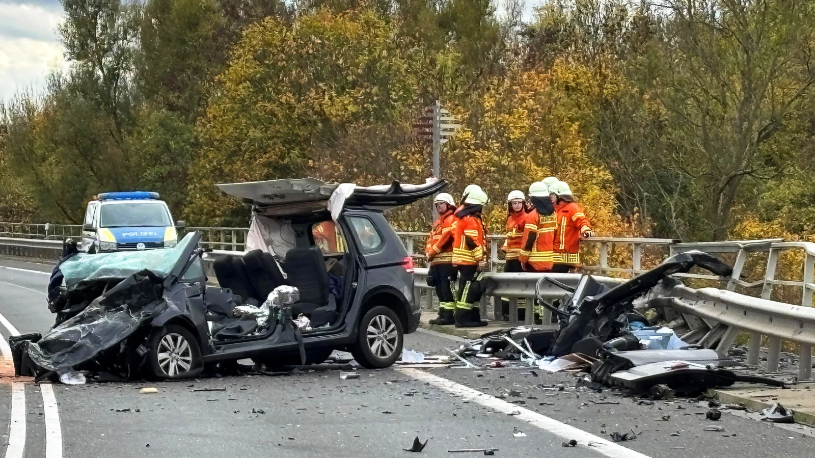 A5 Otoyolunda Zincirleme Kaza: 11 Araç Birbirine Girdi!, © dpa A5 Otoyolunda Zincirleme Kaza: 11 Araç Birbirine Girdi!, © dpa