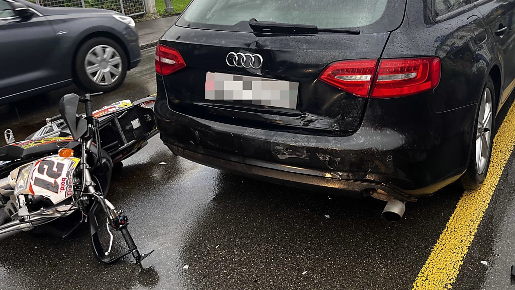 Motorradfahrer bei Auffahrkollision in Rheineck verletzt, © Kantonspolizei St. Gallen Motorradfahrer bei Auffahrkollision in Rheineck verletzt, © Kantonspolizei St. Gallen