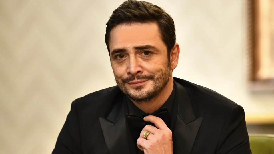 Düğününe bile gitmemişti... Ahmet Kural ve Murat Cemcir'in küslük nedeni ortaya çıktı!, © Fotograf sanatçının resmi instagram hesabından alınmıştır. Düğününe bile gitmemişti... Ahmet Kural ve Murat Cemcir'in küslük nedeni ortaya çıktı!, © Fotograf sanatçının resmi instagram hesabından alınmıştır.