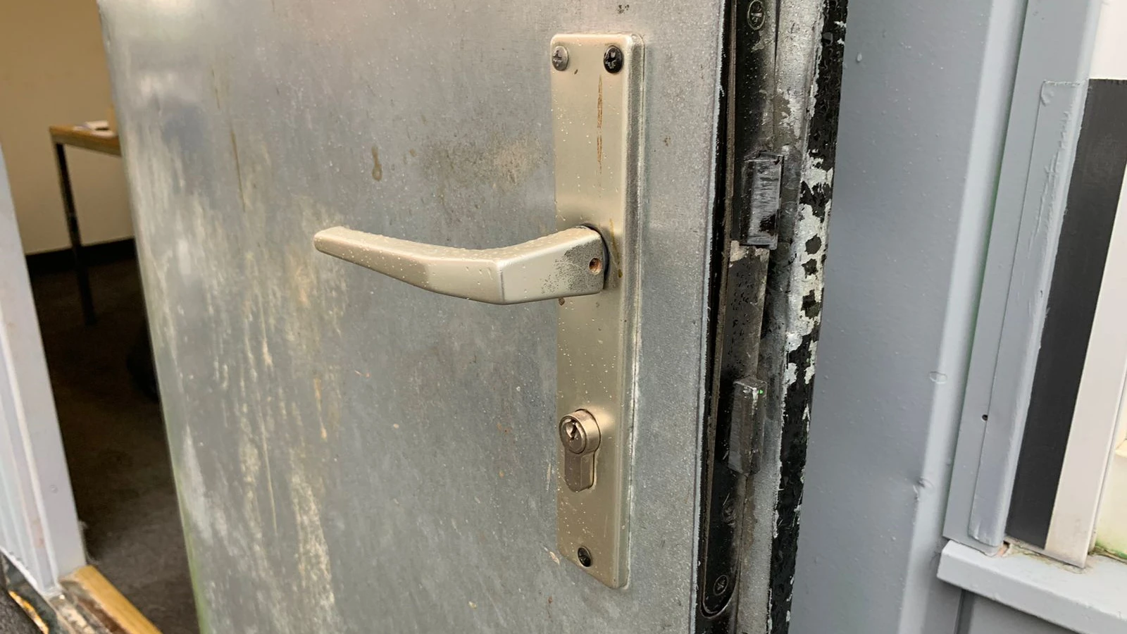 Einbruchdiebstahl in Container in Nendeln, © lpfl Einbruchdiebstahl in Container in Nendeln, © lpfl