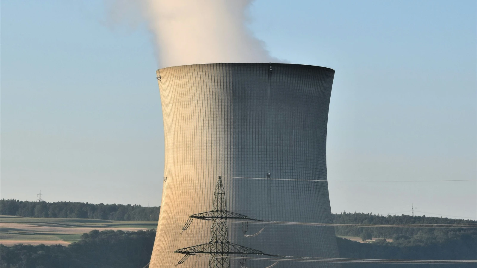 Kritiker eines Atom-Endlagers fordern zwingende Volksabstimmung, © Unsplash/daniele la rosa messina Kritiker eines Atom-Endlagers fordern zwingende Volksabstimmung, © Unsplash/daniele la rosa messina