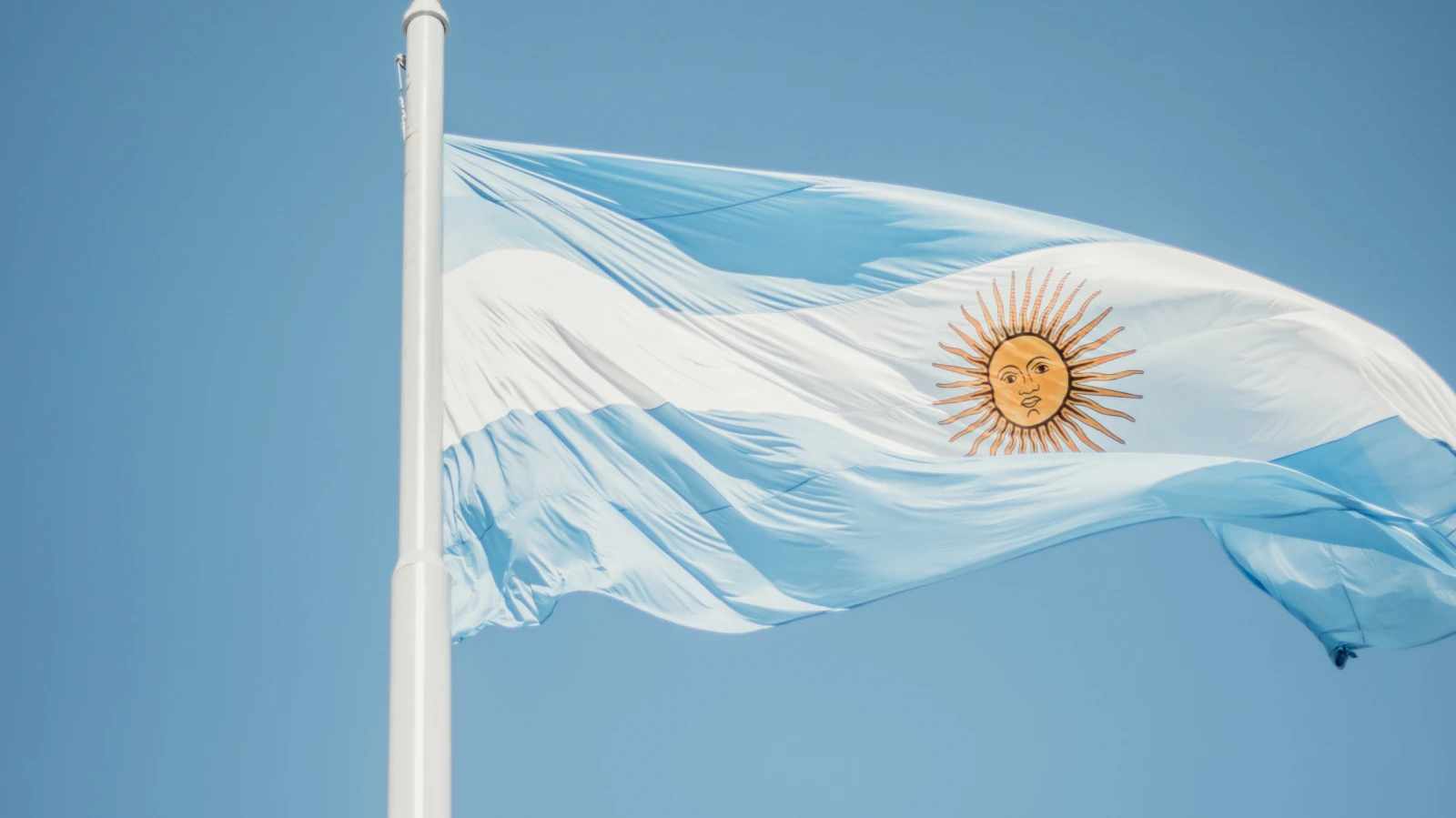 Argentinien verzichtet auf Brics-Mitgliedschaft, © Unsplash / Angelica Reyes Argentinien verzichtet auf Brics-Mitgliedschaft, © Unsplash / Angelica Reyes