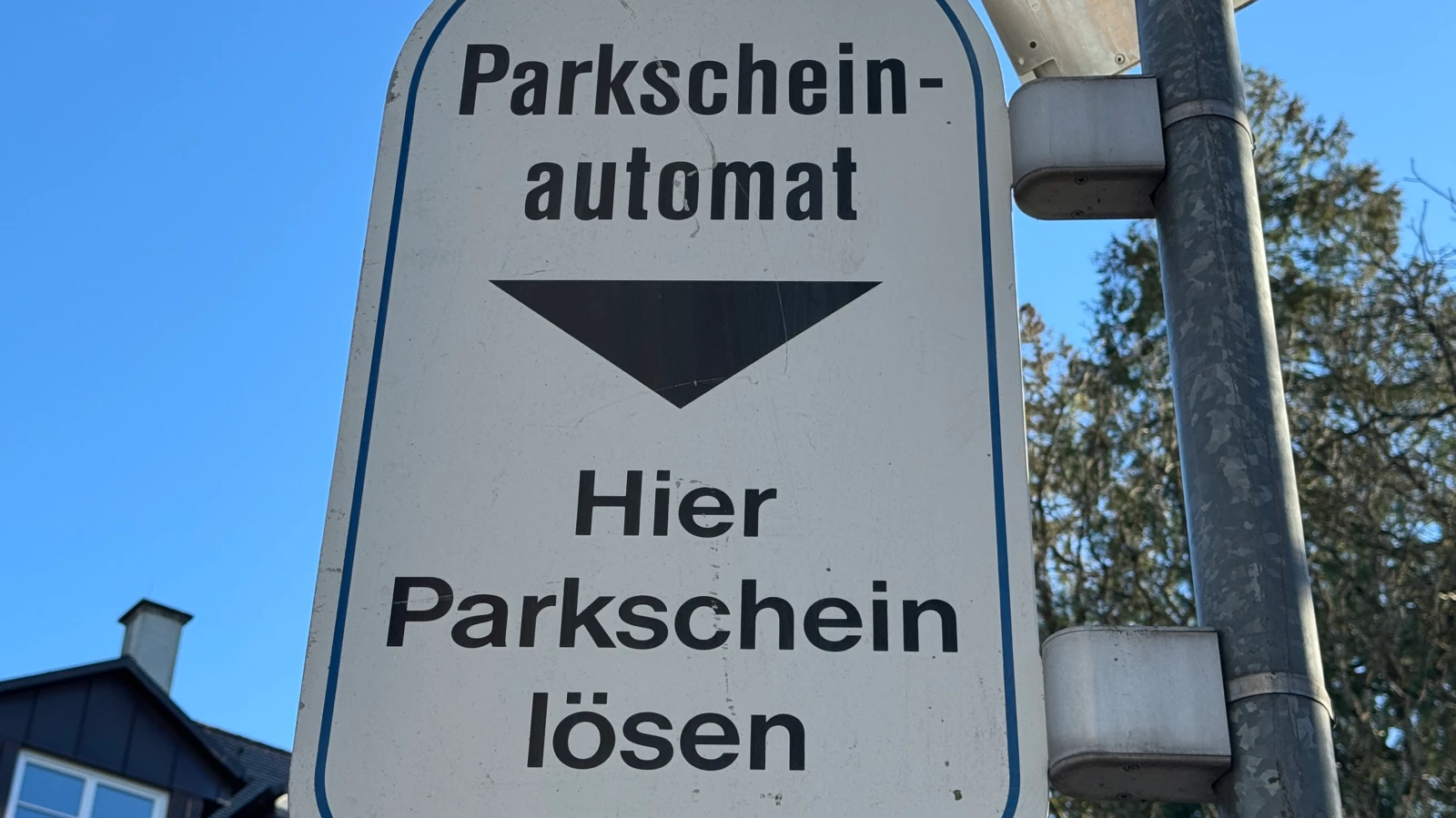 Sahte QR Kod Uyarısı: Park Otomatlarında Yeni Dolandırıcılık Yöntemi, © dpa Sahte QR Kod Uyarısı: Park Otomatlarında Yeni Dolandırıcılık Yöntemi, © dpa
