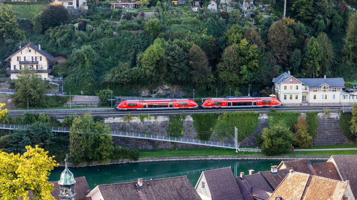 Hochrheinbahn 2026’da Kapanıyor: Bir Yıl Tam Hat Kesintisi, Otobüsler ve Uzayan Yolculuklar, © Philipp von Ditfurth/dpa