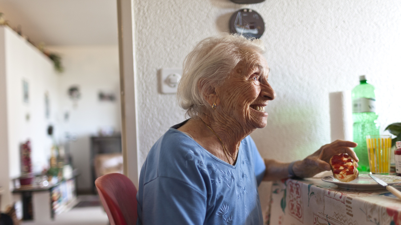 Zivi Zivildienst Menschen Alter Betreuung, © Symbolbild Keystone-SDA