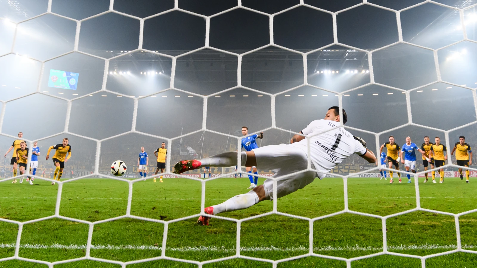 DFB Pokal´de Freiburg ve Hoffenheim Son 16’da, Heidenheim Turnuvaya Veda Etti, © dpa DFB Pokal´de Freiburg ve Hoffenheim Son 16’da, Heidenheim Turnuvaya Veda Etti, © dpa