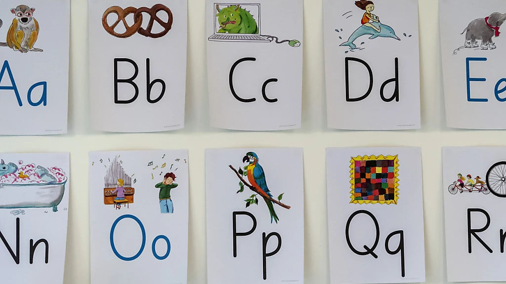 St. Galler Kinder sollen früh zur Kontrolluntersuchung, © Keystone / SDA / Archivbild St. Galler Kinder sollen früh zur Kontrolluntersuchung, © Keystone / SDA / Archivbild