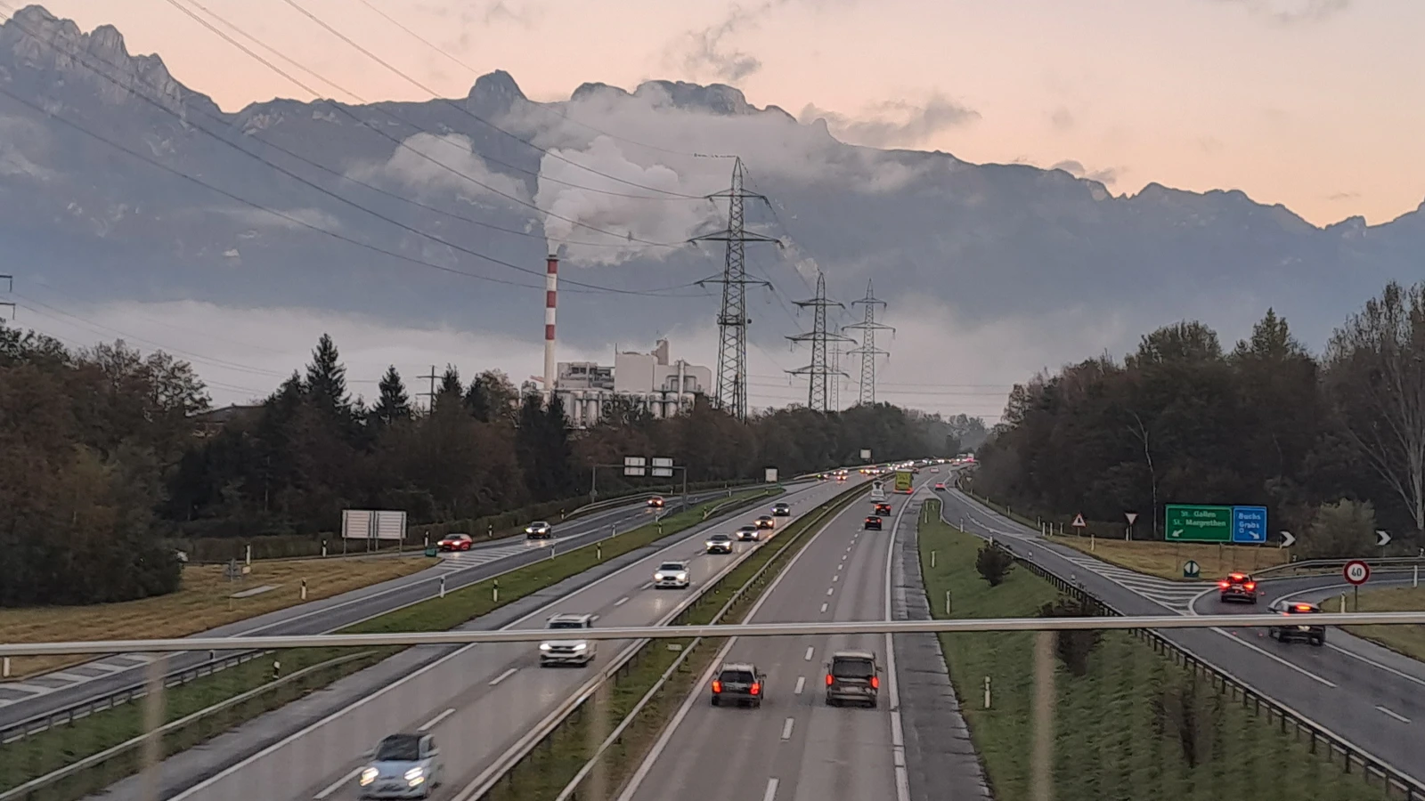 1,8 Millionen E-Vignetten verkauft, © Radio Liechtenstein 1,8 Millionen E-Vignetten verkauft, © Radio Liechtenstein