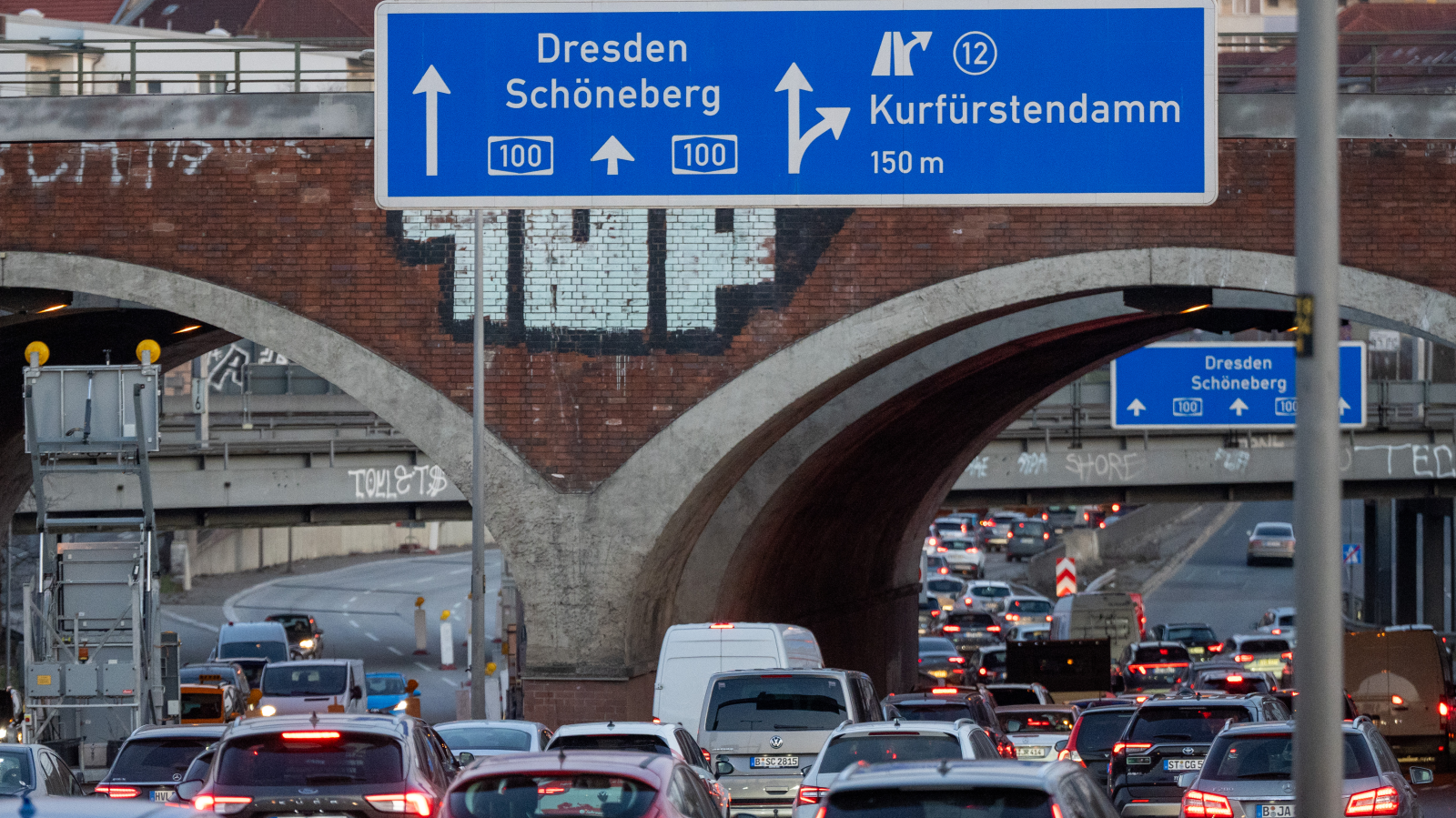 Berlin’de A100 Otobanı Hafta Sonu Kapanıyor, ©  Soeren Stache/dp