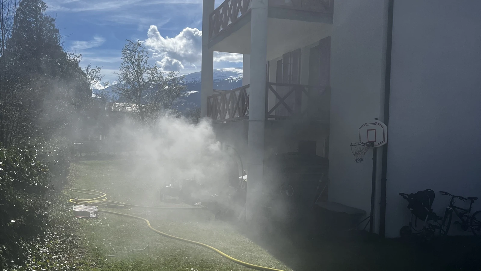 Brand in Azmooser Wohnung, © Kantonspolizei St. Gallen Brand in Azmooser Wohnung, © Kantonspolizei St. Gallen