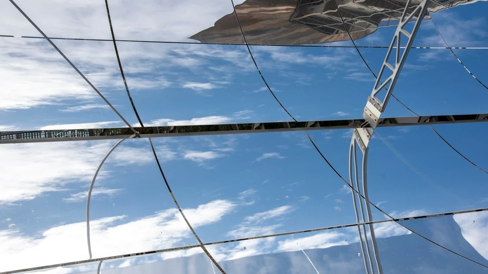 Almanya’dan bir ilk! Güneş enerjisi ile ham petrol üretecek, © shutterstock Almanya’dan bir ilk! Güneş enerjisi ile ham petrol üretecek, © shutterstock