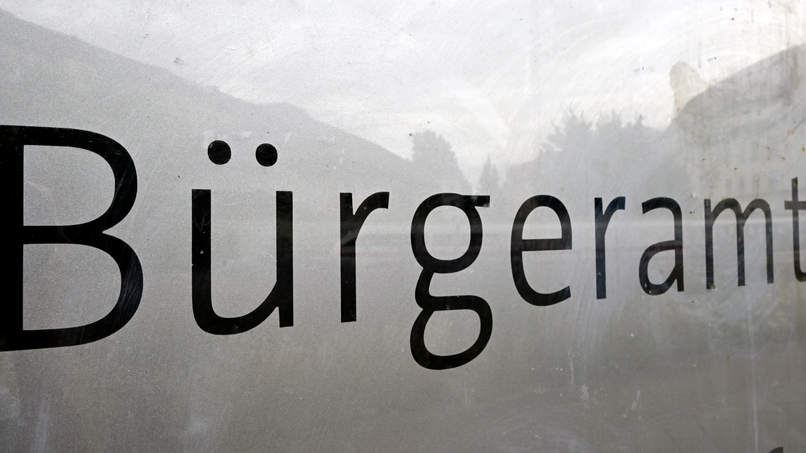 Bürgeramt’larda Randevu Krizi: Bekleme Süresi 130 Güne Kadar Uzuyor, © dpa Bürgeramt’larda Randevu Krizi: Bekleme Süresi 130 Güne Kadar Uzuyor, © dpa