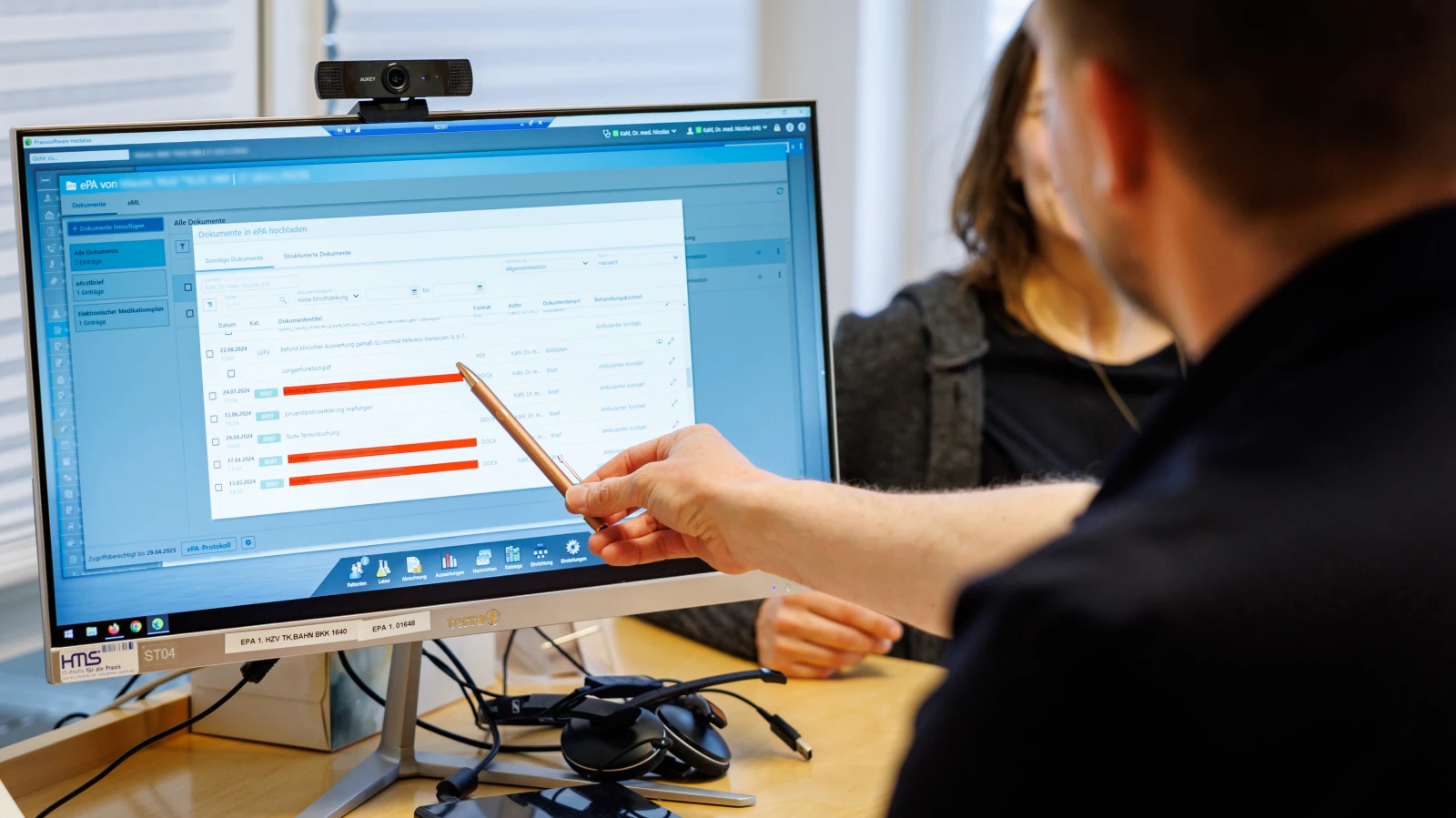 Elektronik Hasta Kayıt Sisteminde Yaşlılara Destek!, © dpa Elektronik Hasta Kayıt Sisteminde Yaşlılara Destek!, © dpa