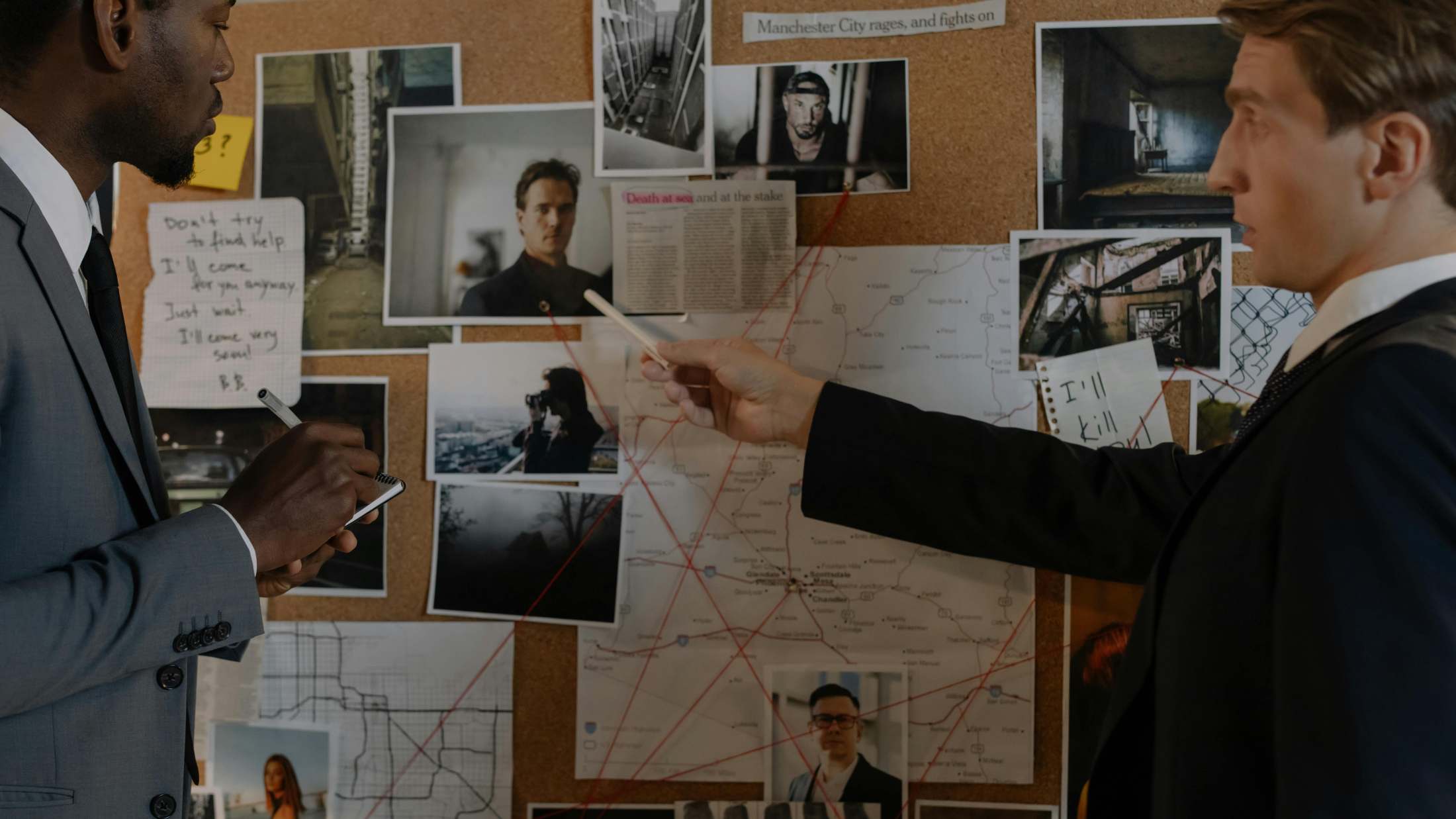 Detektei Hamburg: Wirtschaftsaufsicht mit detektivischer Präzision, © cottonbro studio