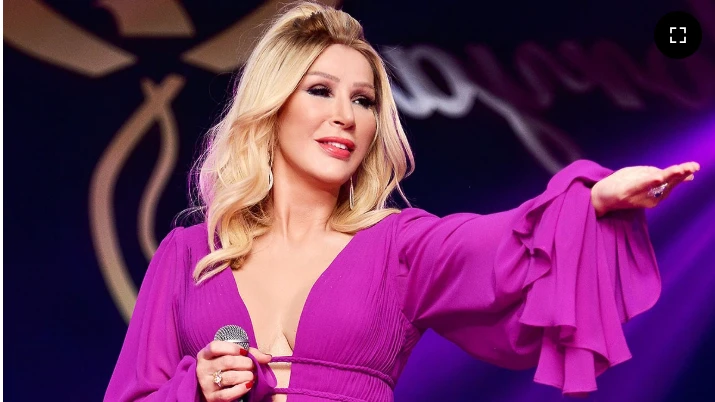 Seda Sayan’dan Yeni Estetik Yöntemi: Bebek Göbek Bağı ile Cilt Yenileme, © Onedio Seda Sayan’dan Yeni Estetik Yöntemi: Bebek Göbek Bağı ile Cilt Yenileme, © Onedio