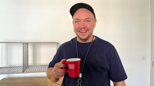 Mitten im Umzug einen Kaffi schlürfen, © Radio Basilisk Mitten im Umzug einen Kaffi schlürfen, © Radio Basilisk