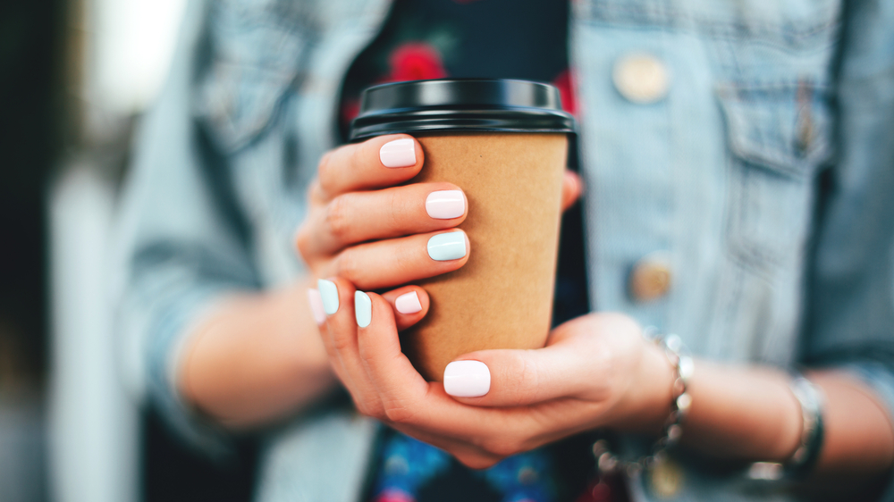 Kahve İçmeden Uyanık Kalmanın Yolu, © shutterstock