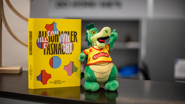 Ein Buch aus Allschwil – und im Bett mit den Schränz-Gritte, © Tirami 