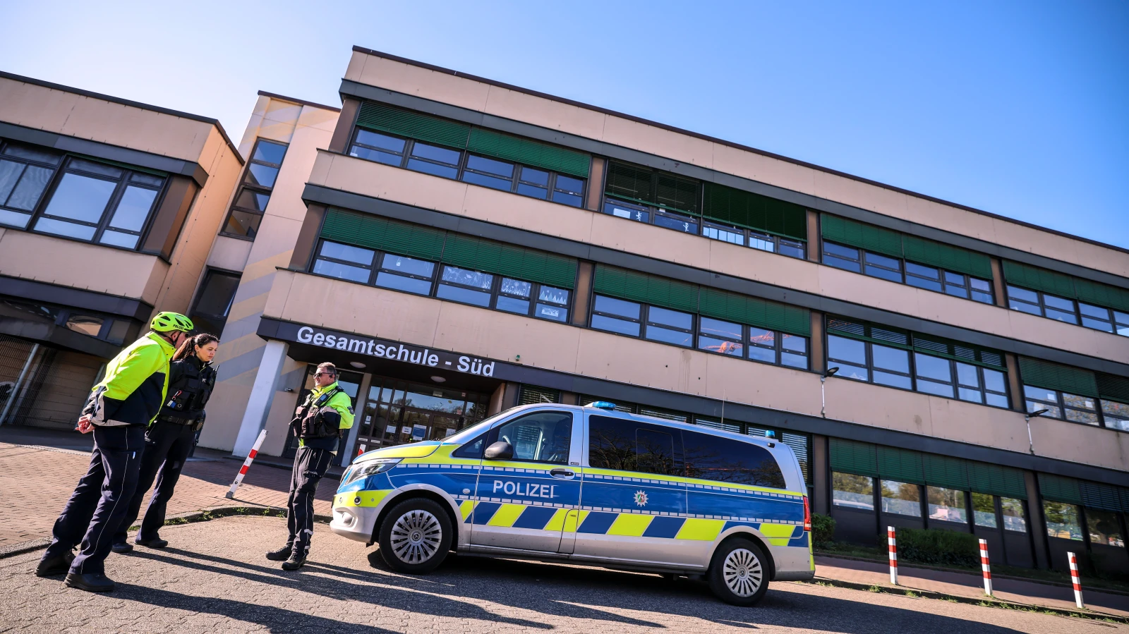 Duisburg’da Okullarda Eğitim Yeniden Başladı, © dpa Duisburg’da Okullarda Eğitim Yeniden Başladı, © dpa