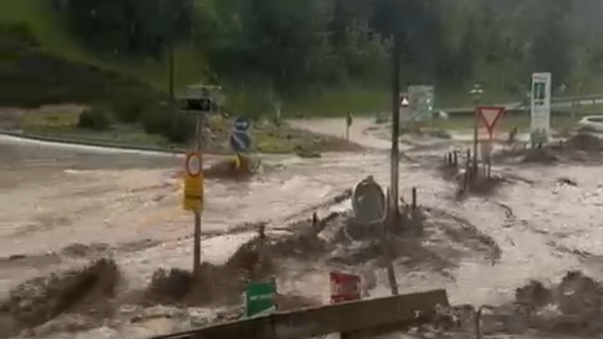 Alrbergpassstrasse bleibt weiter gesperrt, © pd