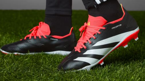 So ein Pech: Kam ein Vogel geflogen, © www.adidas.com