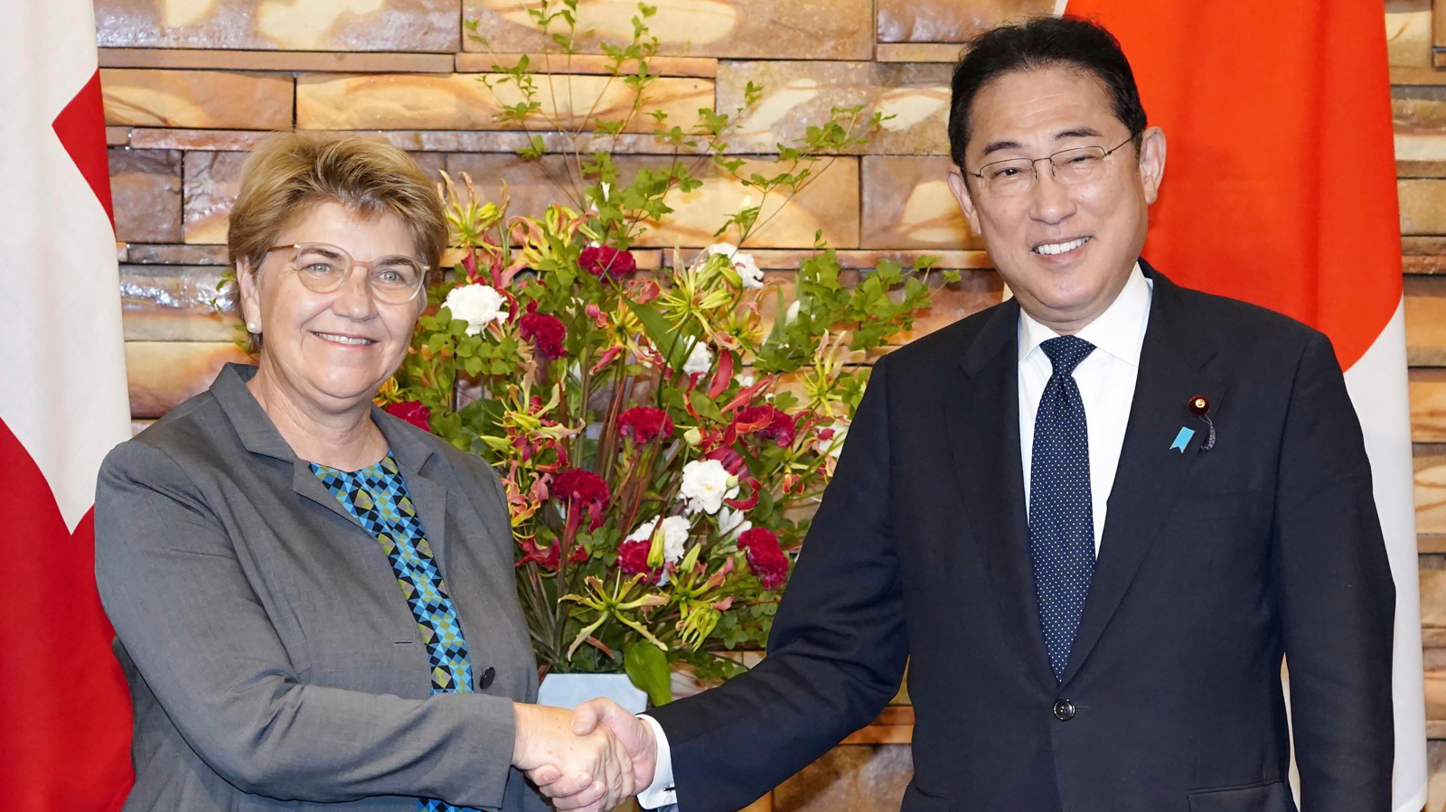 Amherd regt moderneres Freihandelsabkommen an, © Keystone / AP Kyodo News