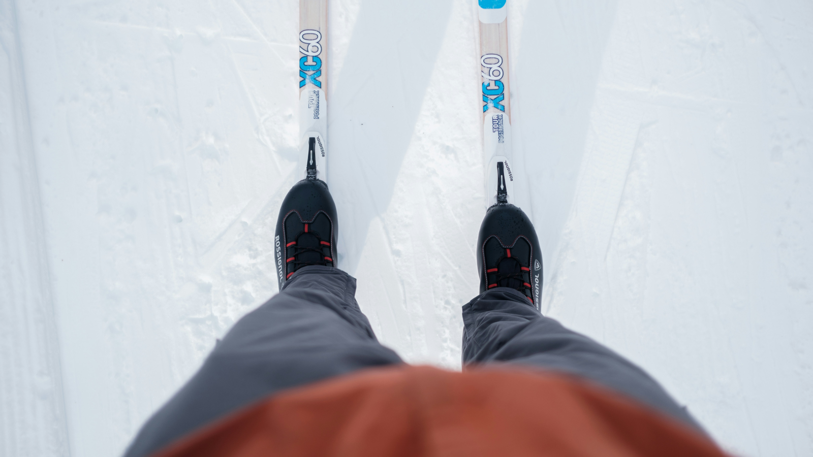 Zwei schwere Ski Unfälle in Golm, © Symbolbild Unsplash/jaron mobley