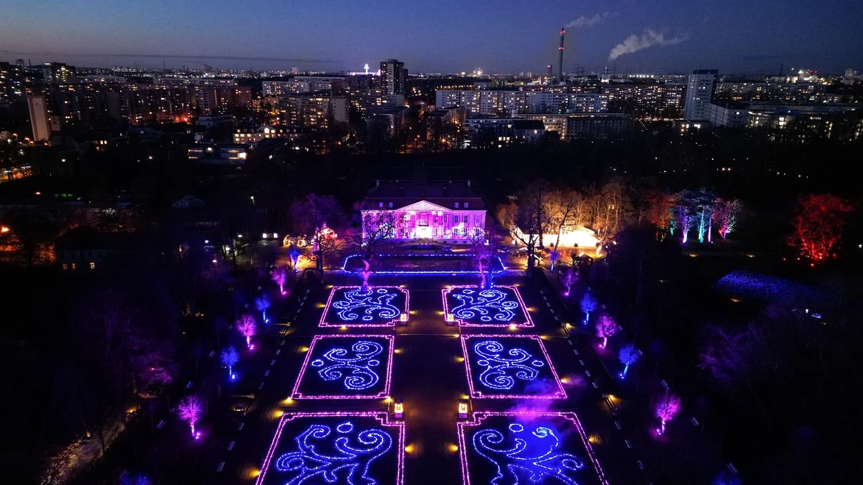 Hayvanat Bahçesi'nde Yılbaşı Işıkları Şöleni Başladı!, © dpa Hayvanat Bahçesi'nde Yılbaşı Işıkları Şöleni Başladı!, © dpa