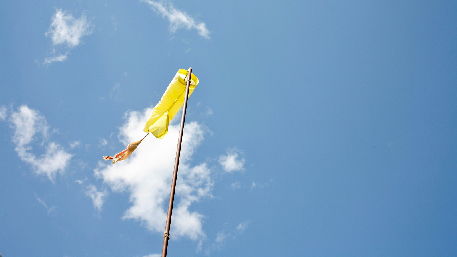 Föhn sorgte für Temperatur-Rekorde, © Unsplash/Wes Hileman