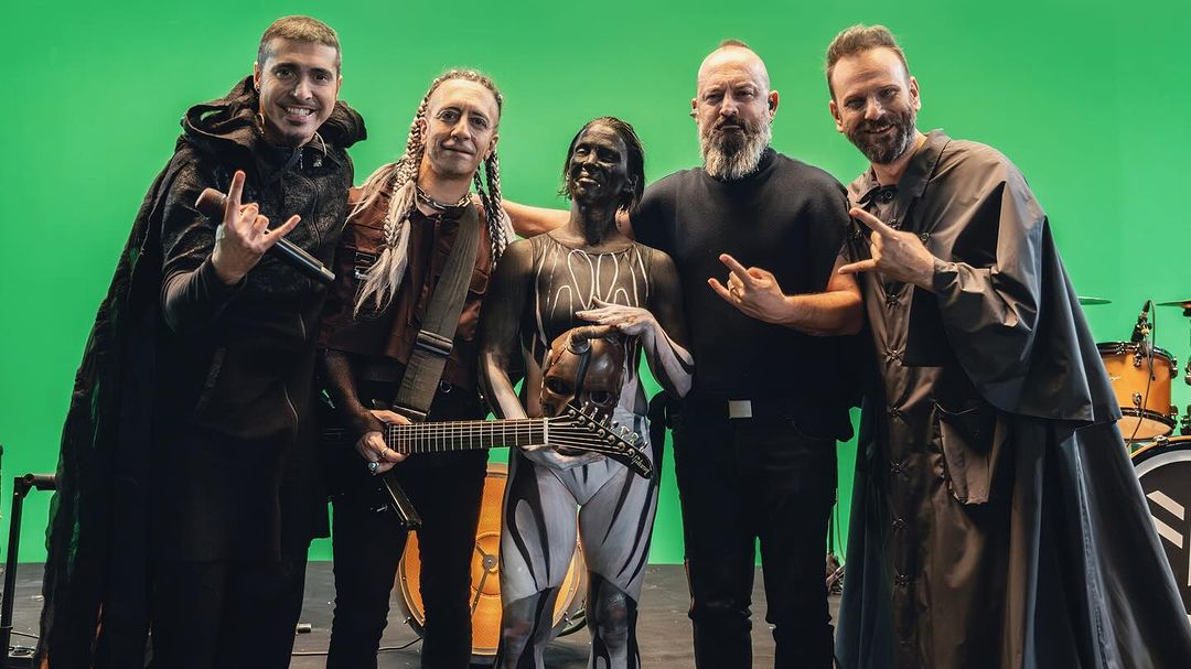 MaNga’dan Üç Şarkıya Tek Klip!, © MaNga resmi instagram hesabi