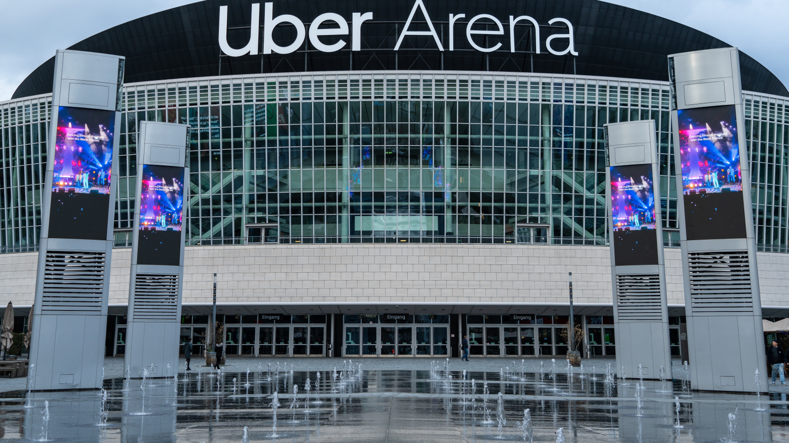 Berlin'de Ergin Ataman ve Fenerbahçe Taraftarı Arasında Gerginlik Yaşandı!, © shutterstock