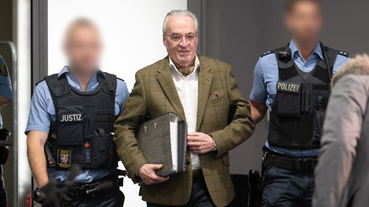 Reichsbürger Davasında 100. Gün: Prens Reuß İlk Kez Konuşacak!, © Boris Roessler/dpa Pool/dpa