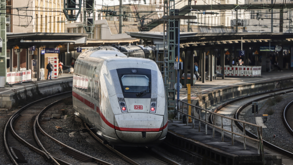 Köln–Wuppertal–Hagen tren hattı kapanıyor: Yolcular için kritik bilgiler..., © Oliver Berg/dpa