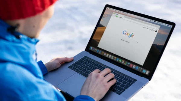 Online erfolgreich: Patrick Tomforde und Michael Jahn von performanceLiebe im Interview, © Firmbee.com Online erfolgreich: Patrick Tomforde und Michael Jahn von performanceLiebe im Interview, © Firmbee.com