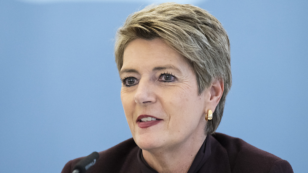 13. AHV-Rente wohl nicht ohne Steuererhöhung, © Keystone/SDA